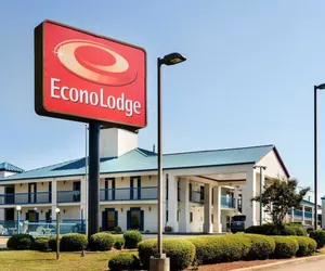 Photo 2 - Econo Lodge Canton I-55