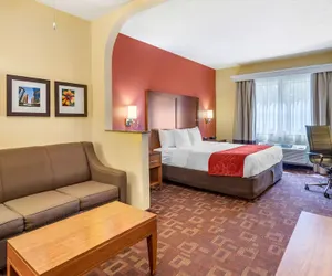 Photo 4 - Comfort Suites - Near The Galleria