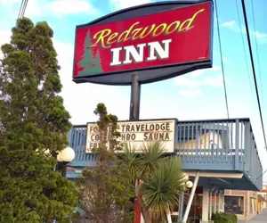 Photo 2 - Redwood Inn