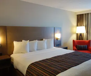 Photo 5 - Country Inn & Suites by Radisson, Decorah, IA