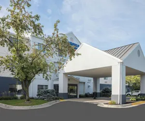 Photo 2 - Fairfield Inn & Suites Grand Rapids