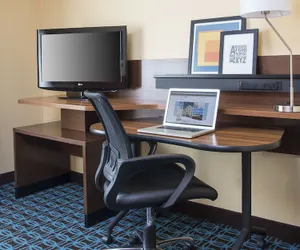 Photo 5 - Fairfield Inn & Suites Saginaw