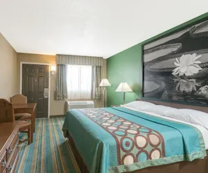 Photo 4 - Super 8 by Wyndham Greencastle