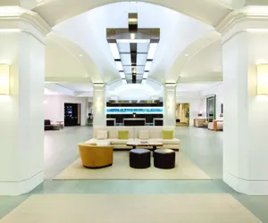 Photo 4 - Hyatt Regency Wichita