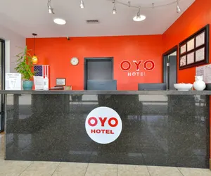 Photo 3 - OYO Hotel Lake Park / Valdosta Area