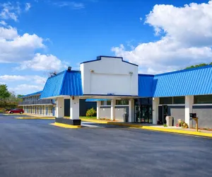 Photo 2 - Heritage Inn Cartersville