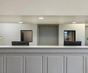 Photo 4 - Days Inn by Wyndham Valdosta I-75