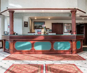 Photo 3 - Clarion Hotel Beachfront