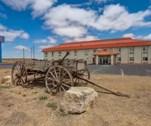 Photo 2 - Motel 6 Moriarty, NM