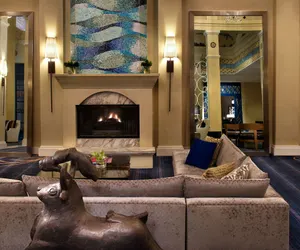 Photo 5 - Kimpton Hotel Monaco Seattle by IHG