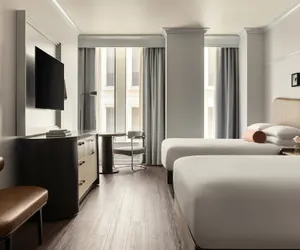 Photo 5 - Kimpton Hotel Monaco Seattle by IHG