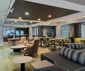 Photo 2 - Courtyard by Marriott Lafayette Airport