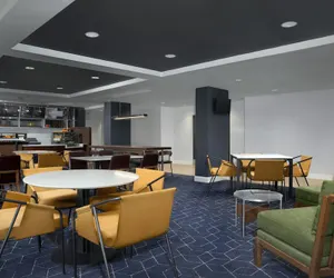 Photo 3 - Courtyard by Marriott Orlando East/UCF Area
