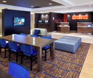 Photo 5 - Courtyard by Marriott Orlando East/UCF Area