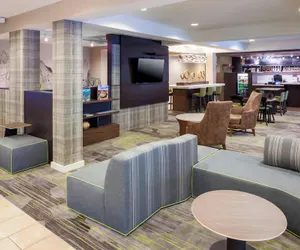 Photo 3 - Courtyard by Marriott Pensacola