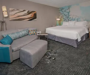 Photo 5 - Comfort Inn & Suites