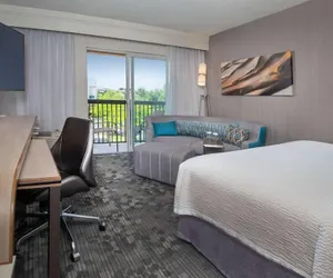 Photo 3 - Comfort Inn & Suites