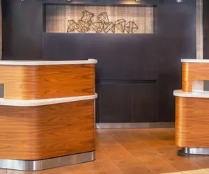 Photo 4 - Comfort Inn & Suites
