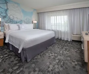 Photo 4 - Comfort Inn & Suites