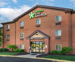 Photo 2 - Extended Stay America Select Suites St Louis Earth City