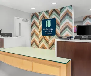 Photo 4 - MainStay Suites Louisville Jeffersontown