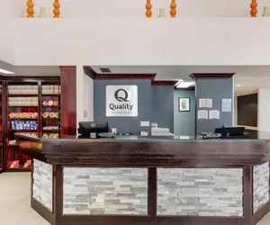 Photo 4 - Quality Inn & Suites Denver Airport - Gateway Park