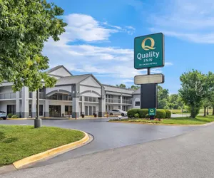 Photo 2 - Quality Inn Fort Campbell