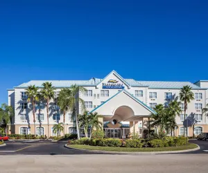 Photo 2 - Baymont by Wyndham Fort Myers Airport