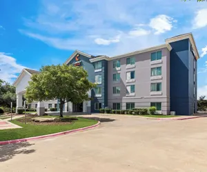 Photo 2 - Comfort Suites Austin Airport