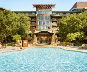 Photo 2 - Disney's Grand Californian Hotel and Spa