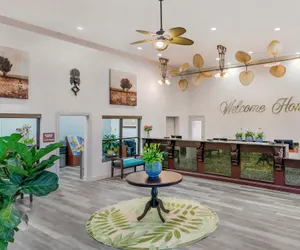 Photo 4 - Parkway International Resort
