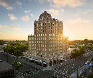 Photo 2 - The Marcus Whitman Hotel and Conference Center