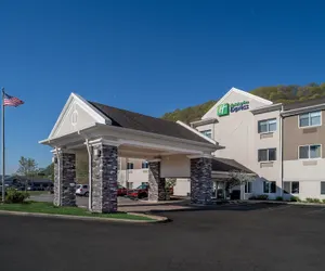 Photo 2 - Holiday Inn Express Charleston-Kanawha City, an IHG Hotel