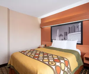 Photo 2 - Super 8 by Wyndham Columbus West