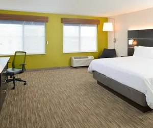 Photo 5 - Holiday Inn Express Wixom