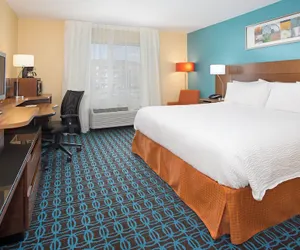 Photo 5 - Fairfield Inn & Suites by Marriott Boston Milford