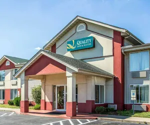 Photo 2 - Quality Inn & Suites Middletown - Franklin