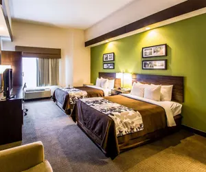 Photo 2 - Sleep Inn & Suites Orlando International Airport