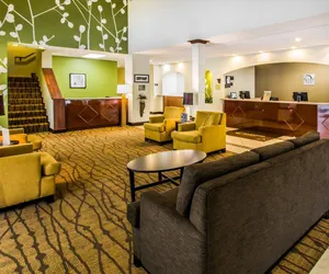 Photo 4 - Sleep Inn & Suites Orlando International Airport