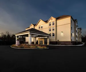 Photo 2 - Hampton Inn Waterville