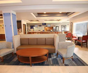 Photo 3 - Holiday Inn Express & Suites Ashland, an IHG Hotel