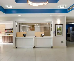 Photo 3 - Comfort Inn & Suites Troutville-Roanoke North