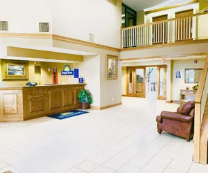 Photo 3 - Days Inn & Suites by Wyndham Cuba