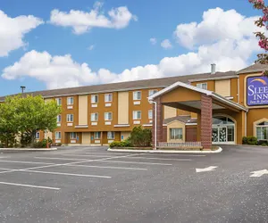 Photo 2 - Sleep Inn & Suites Niantic