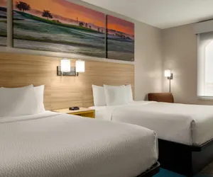 Photo 2 - Days Inn & Suites by Wyndham Prattville-Montgomery