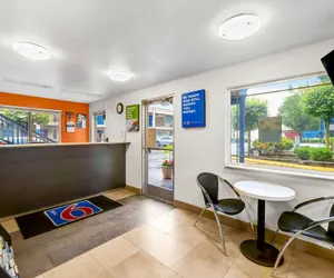 Photo 4 - Motel 6 Portland, OR - Downtown
