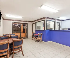 Photo 3 - Super Stay Plus