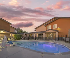 Photo 2 - Best Western Antelope Inn & Suites