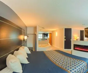 Photo 2 - Coratel Inn & Suites by Jasper Hastings