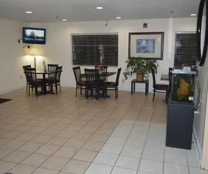 Photo 3 - American Elite Inn